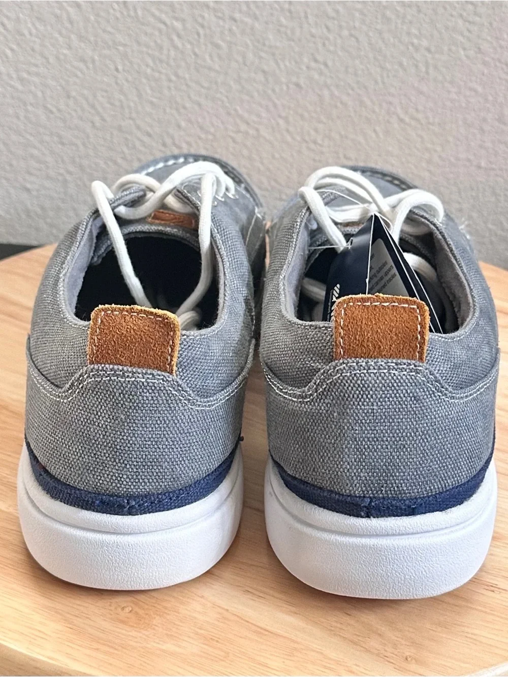 NWOT. West Marine Men's Gray Canvas Boat Shoes Size 11.5